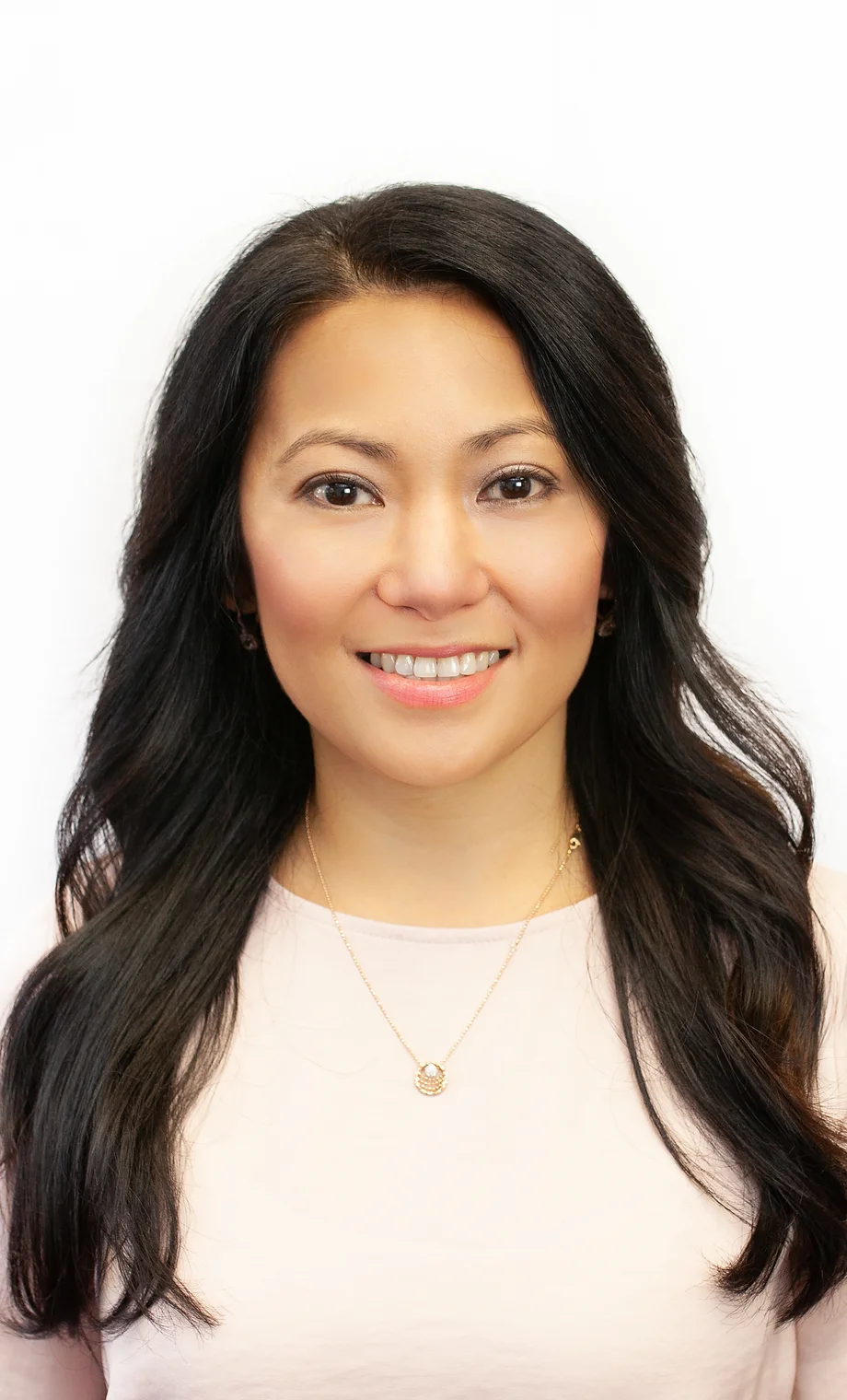 MARYLEE CAPULE, PT PHYSICAL THERAPIST AND FOUNDER Marylee “MAE” is a New Jersey licensed Physical Therapist, who has over 13 years of experience in treatments for sports related injuries, geriatric care, and various orthopedic conditions.